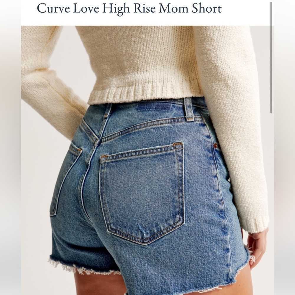 Abercrombie curve love high rise 4inch mom shorts